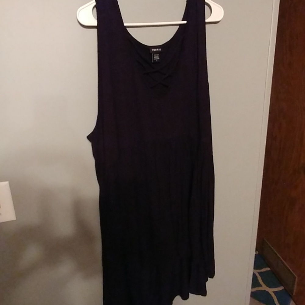 High low cross strap tunic top